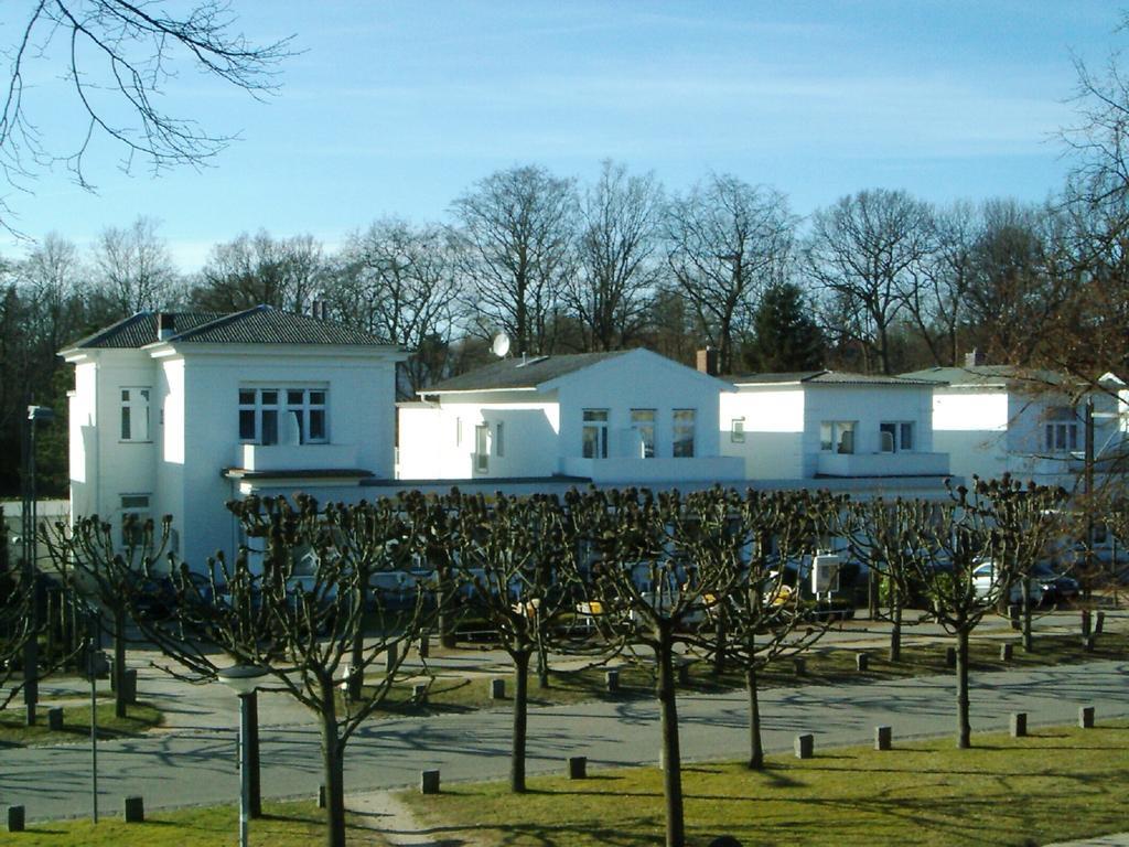 Hotel Sonnenklause Любек Екстериор снимка