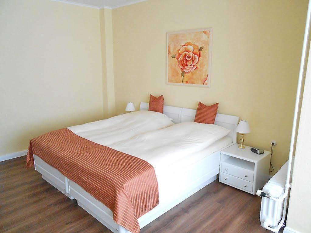 Hotel Sonnenklause Любек Екстериор снимка
