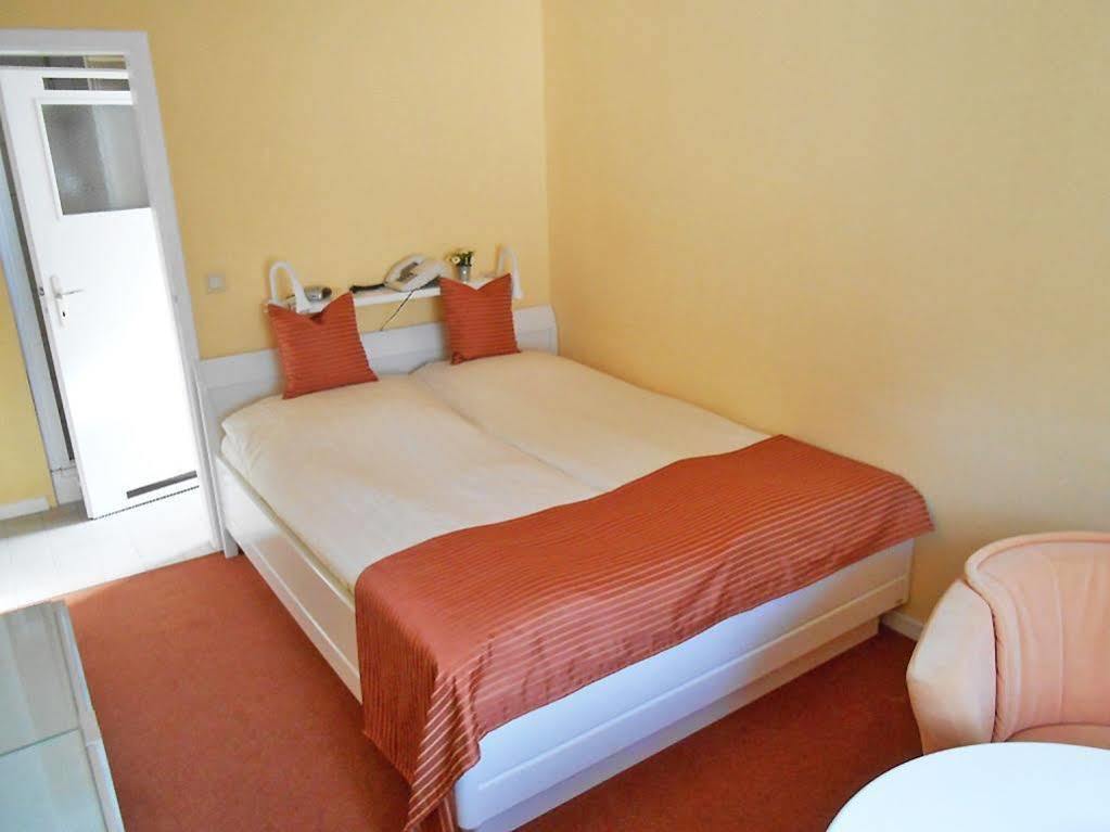 Hotel Sonnenklause Любек Екстериор снимка
